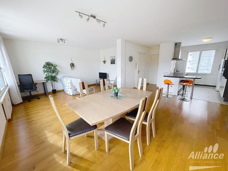 Appartement - 76 m² - 5 pièces