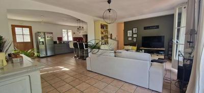 Villa - 101 m² - 4 pièces