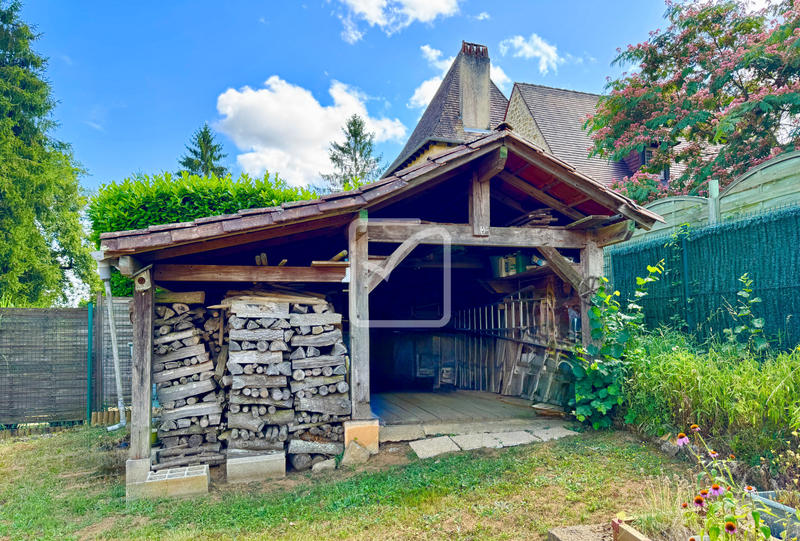 Maison - 180 m² - 7 pièces