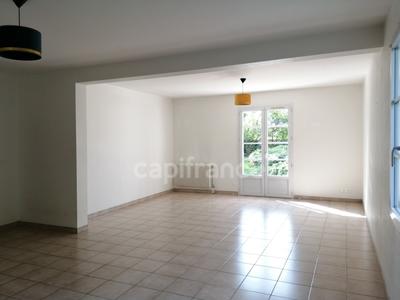 Maison - 151 m² - 7 pièces