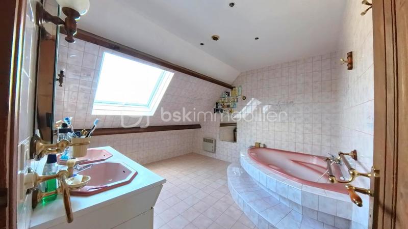 Maison - 120 m² - 6 pièces