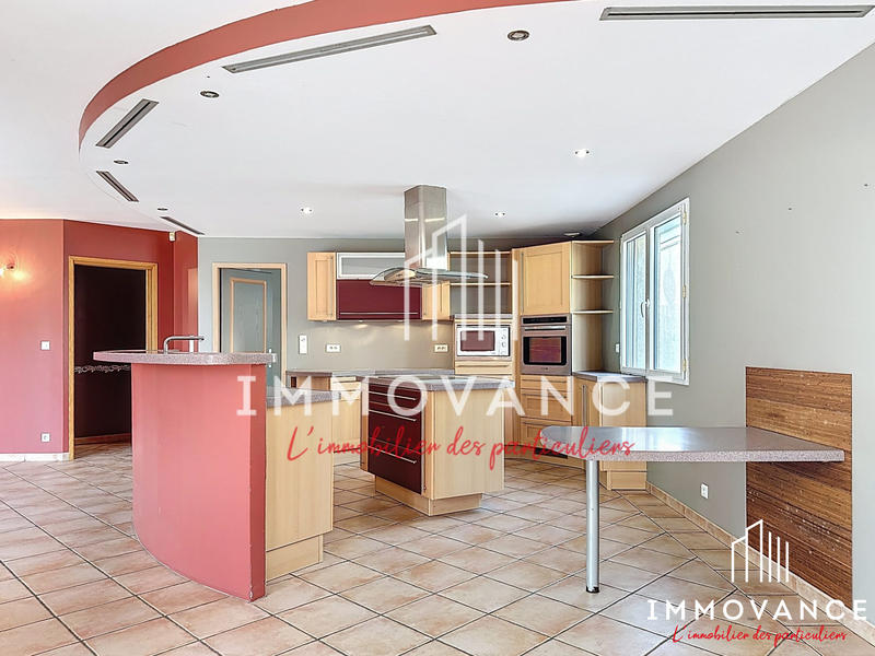 Maison traditionnelle - 152 m² - 5 pièces