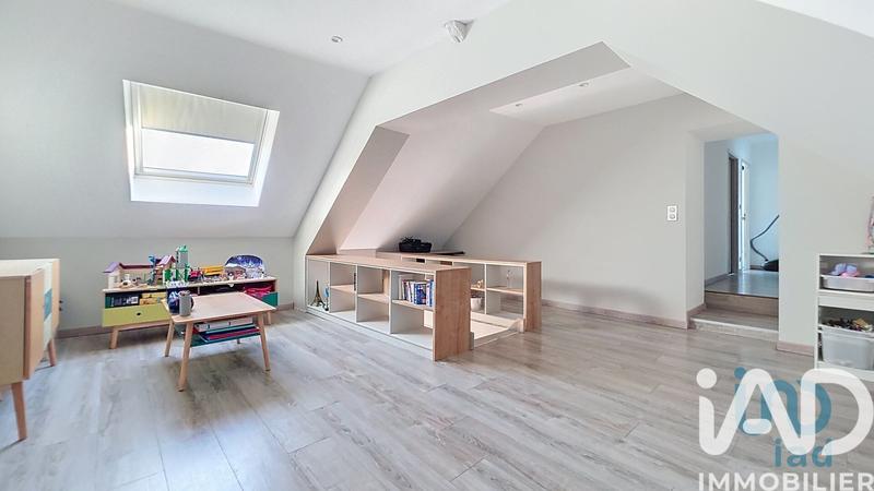 Maison - 184 m² - 8 pièces