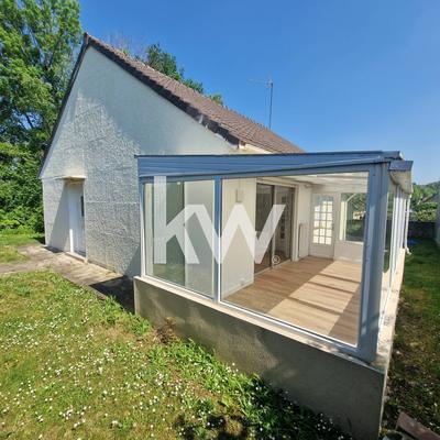 Pavillon - 90 m² - 5 pièces