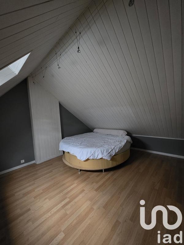 Maison - 143 m² - 7 pièces