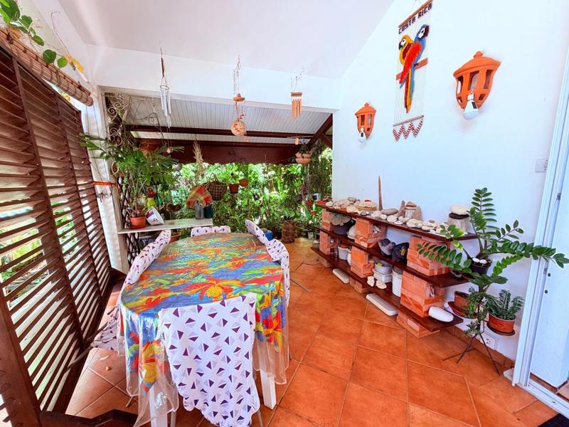 Villa - 208 m² - 6 pièces