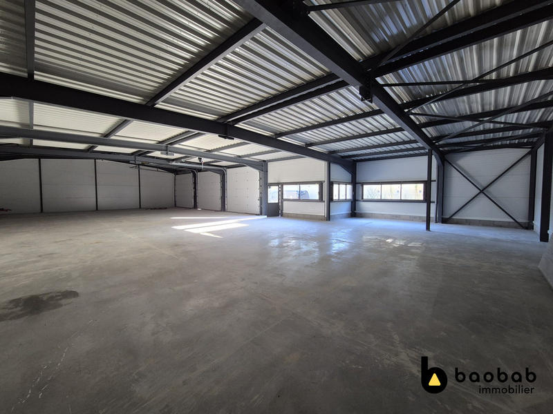 Entrepôt - 200 m²