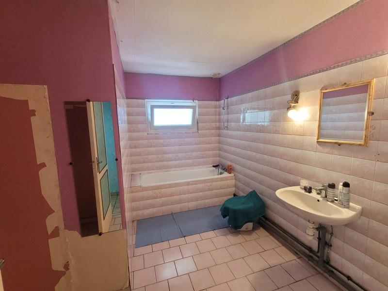 Maison - 170 m² - 6 pièces