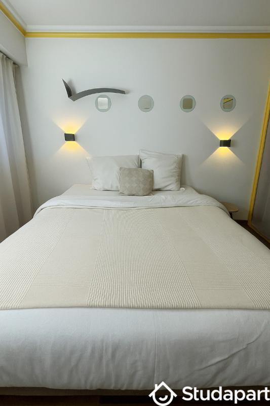 Chambre - 9 m² - 1 pièce