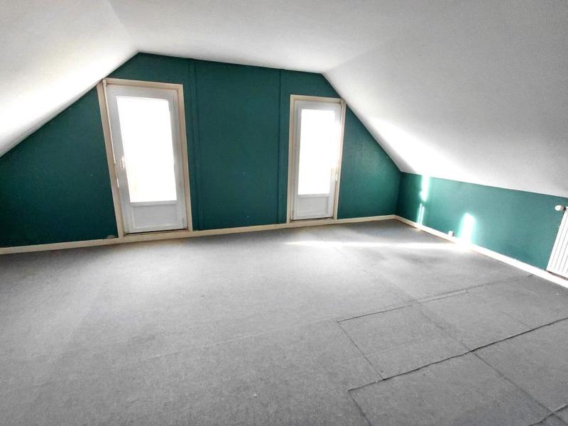 Maison - 150 m² - 8 pièces