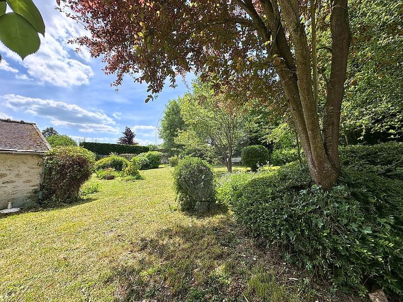 Maison en pierre - 226 m² - 9 pièces