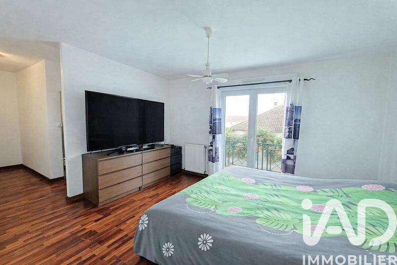 Maison - 160 m² - 8 pièces