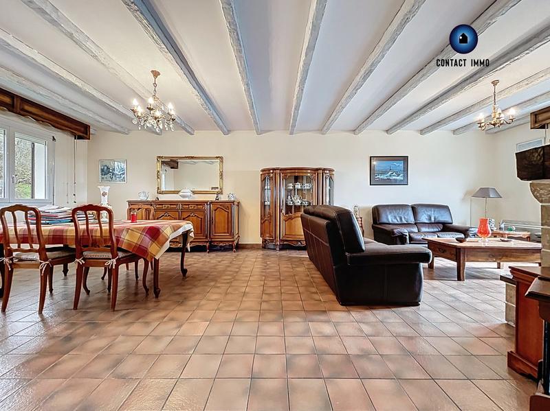 Maison - 192 m² - 5 pièces