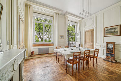 Appartement - 133 m² - 5 pièces