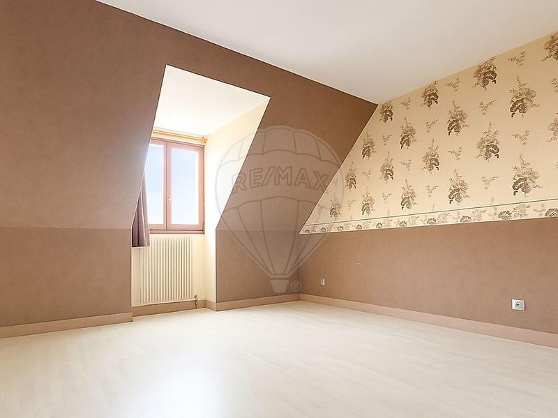 Maison - 142 m² - 6 pièces