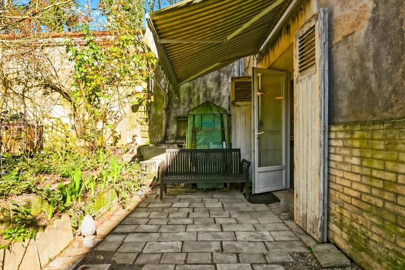 Hôtel particulier - 278 m² - 12 pièces