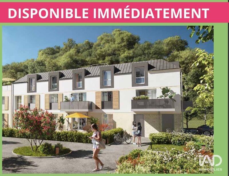 Appartement - 90 m² - 4 pièces