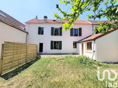 Maison - 125 m² - 5 pièces