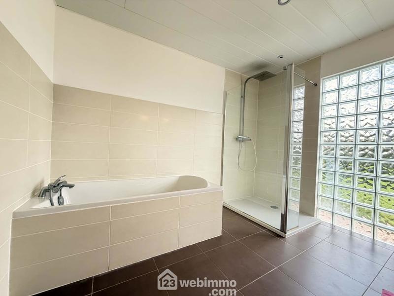 Maison - 127 m² - 6 pièces