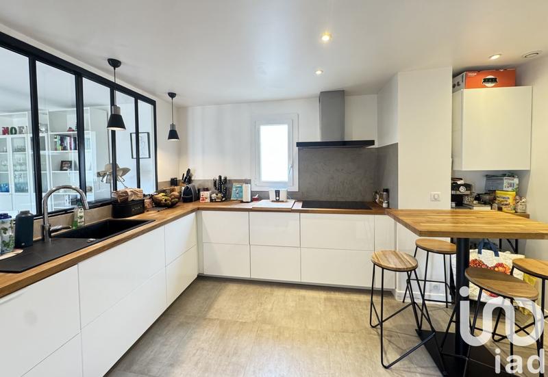 Maison - 127 m² - 7 pièces