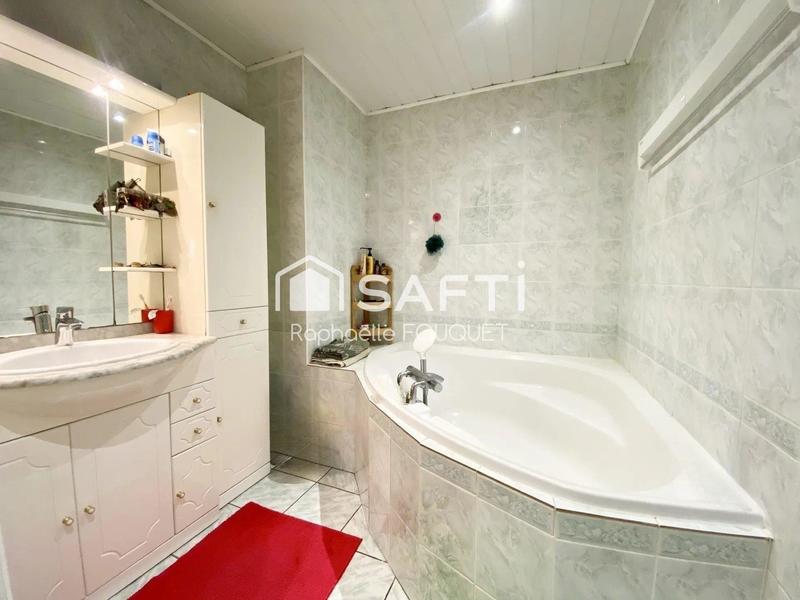 Appartement - 113 m² - 6 pièces