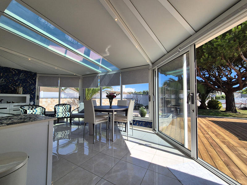 Maison - 185 m² - 8 pièces