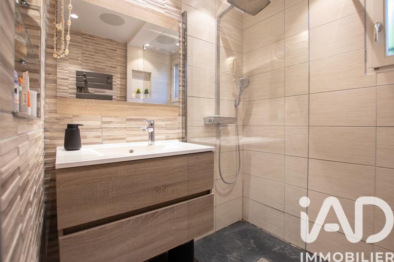 Maison - 130 m² - 7 pièces