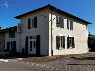 Local commercial - 234 m²