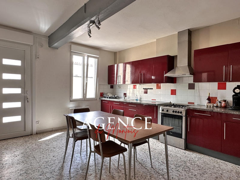 Maison - 168 m² - 6 pièces