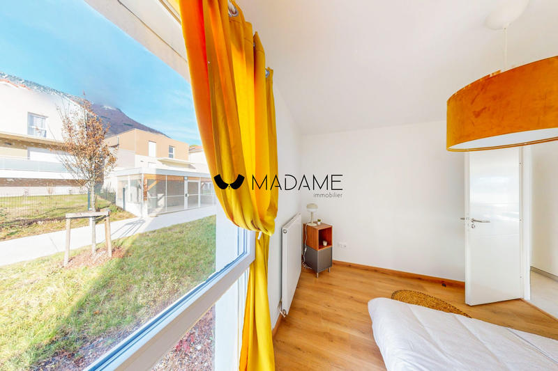 Appartement - 83 m² - 4 pièces