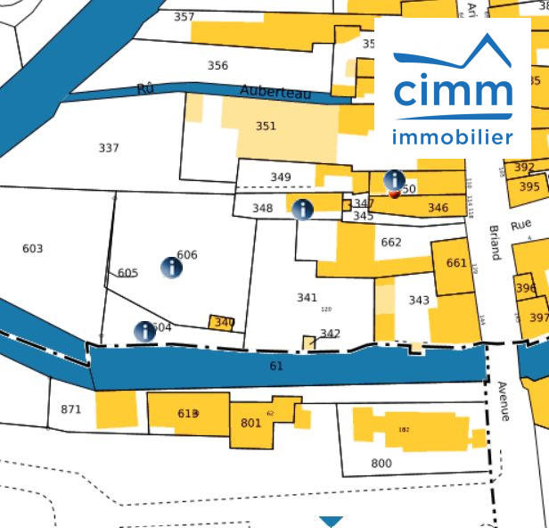 Maison traditionnelle - 159 m² - 4 pièces