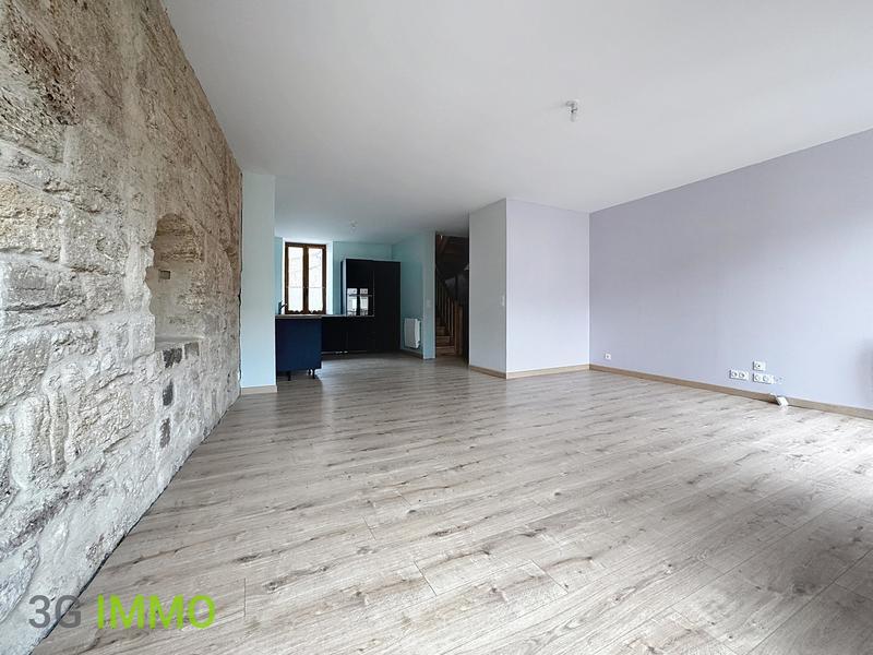 Maison de village - 139 m² - 5 pièces