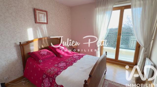 Appartement - 109 m² - 5 pièces