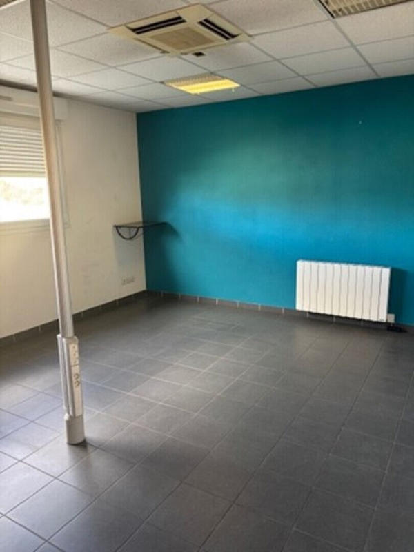 Local d'activité / Entrepôt - 580 m²