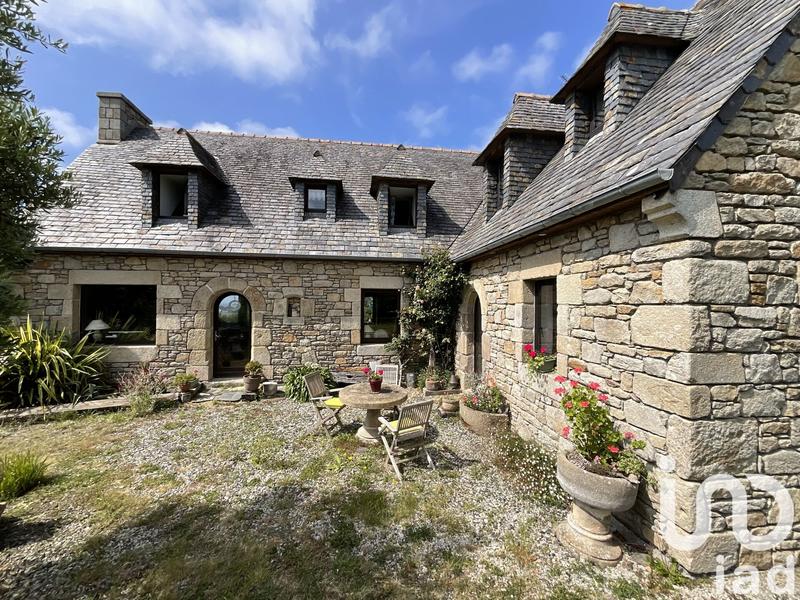 Maison - 167 m² - 7 pièces