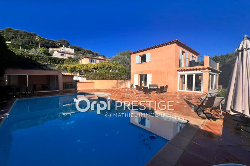 Maison - 118 m² - 6 pièces