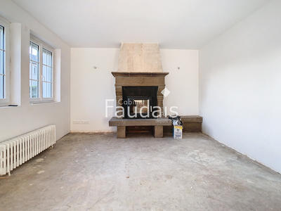 Maison - 105 m² - 6 pièces