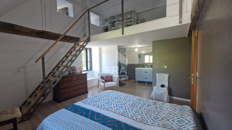 Maison - 160 m² - 5 pièces