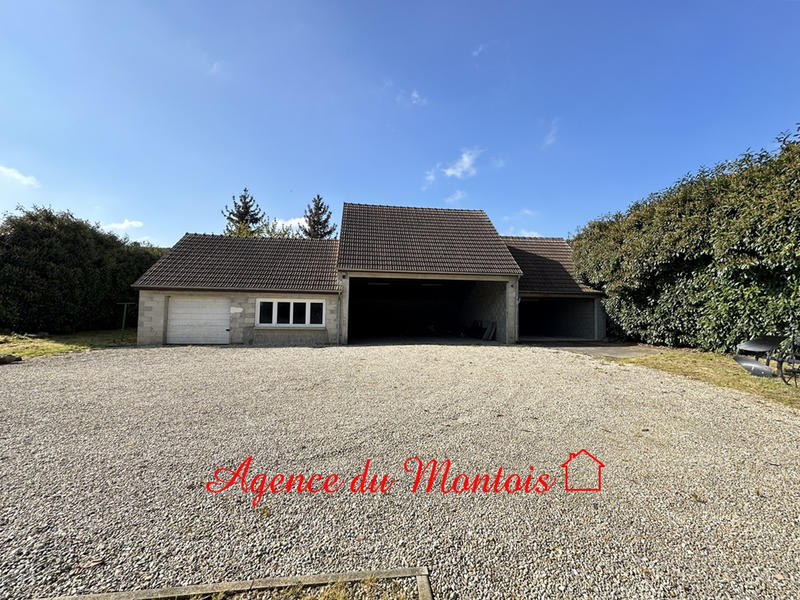 Maison - 192 m² - 6 pièces