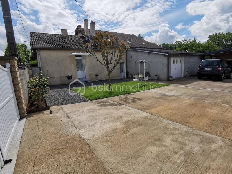 Maison ancienne - 165 m² - 5 pièces