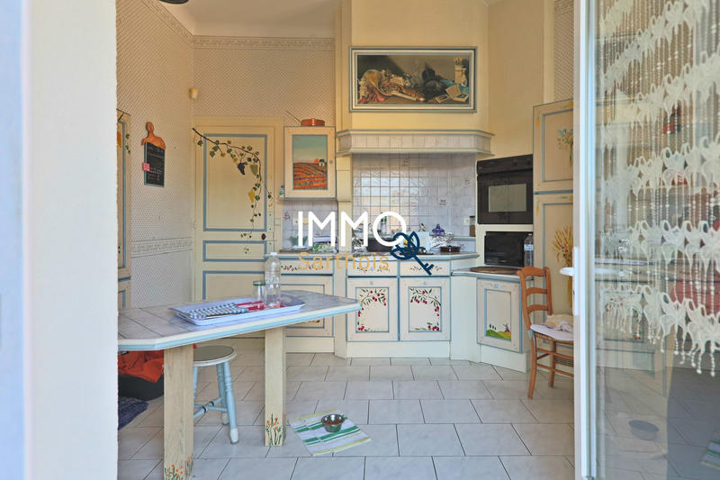 Maison - 206 m² - 7 pièces