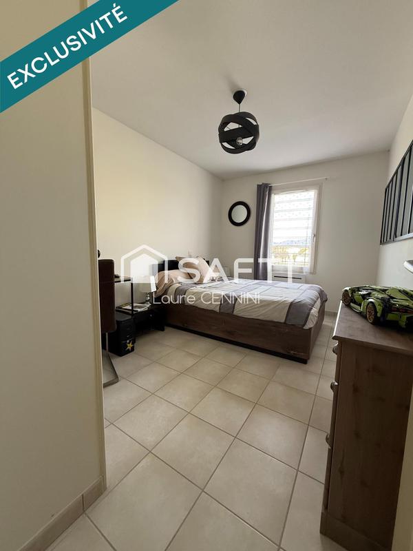 Appartement - 94 m² - 4 pièces