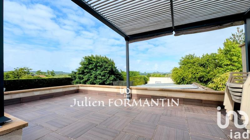 Maison - 200 m² - 7 pièces