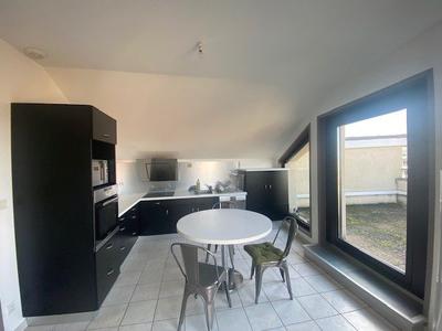 Appartement - 77 m² - 3 pièces