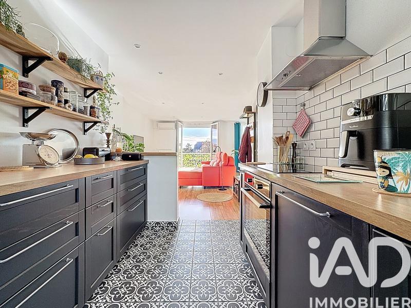 Appartement - 65 m² - 3 pièces