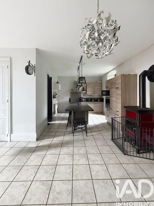 Maison - 160 m² - 6 pièces