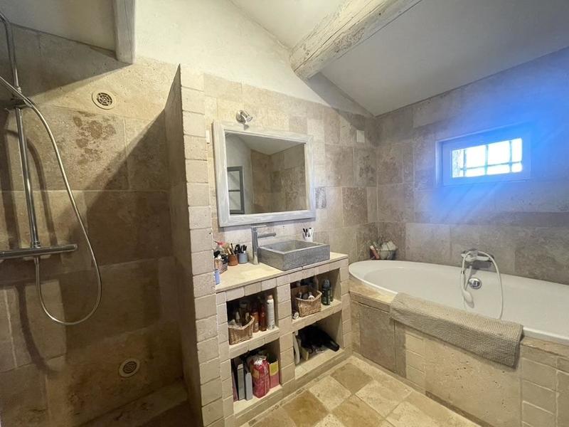 Maison - 171 m² - 8 pièces