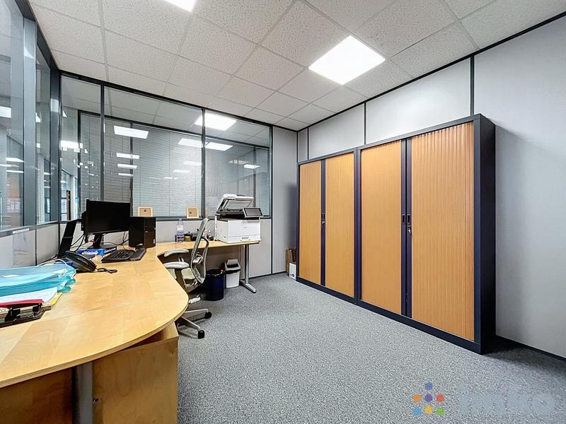 Bureau - 269 m²