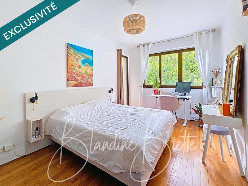 Appartement - 93 m² - 4 pièces