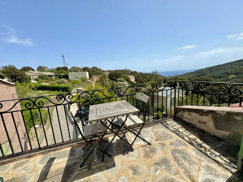 Maison de village - 83 m² - 5 pièces